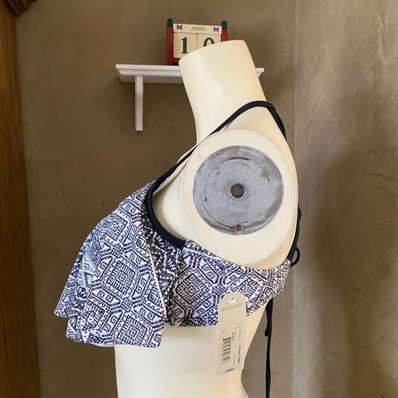 Arizona Aztec Flutter Strappy Back Bikini Top women’s size L Black White - Picture 4 of 8